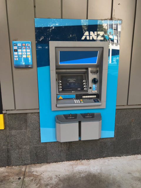 anz atm at monash clayton studentvip