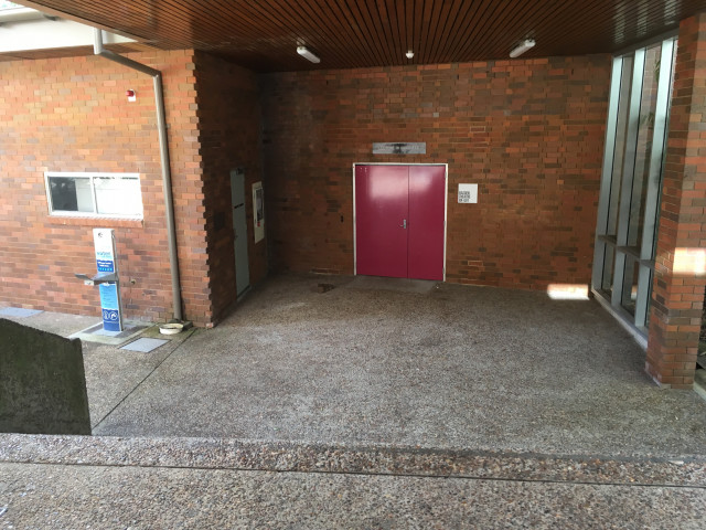 Entrance opposite rear side of Chemistry building